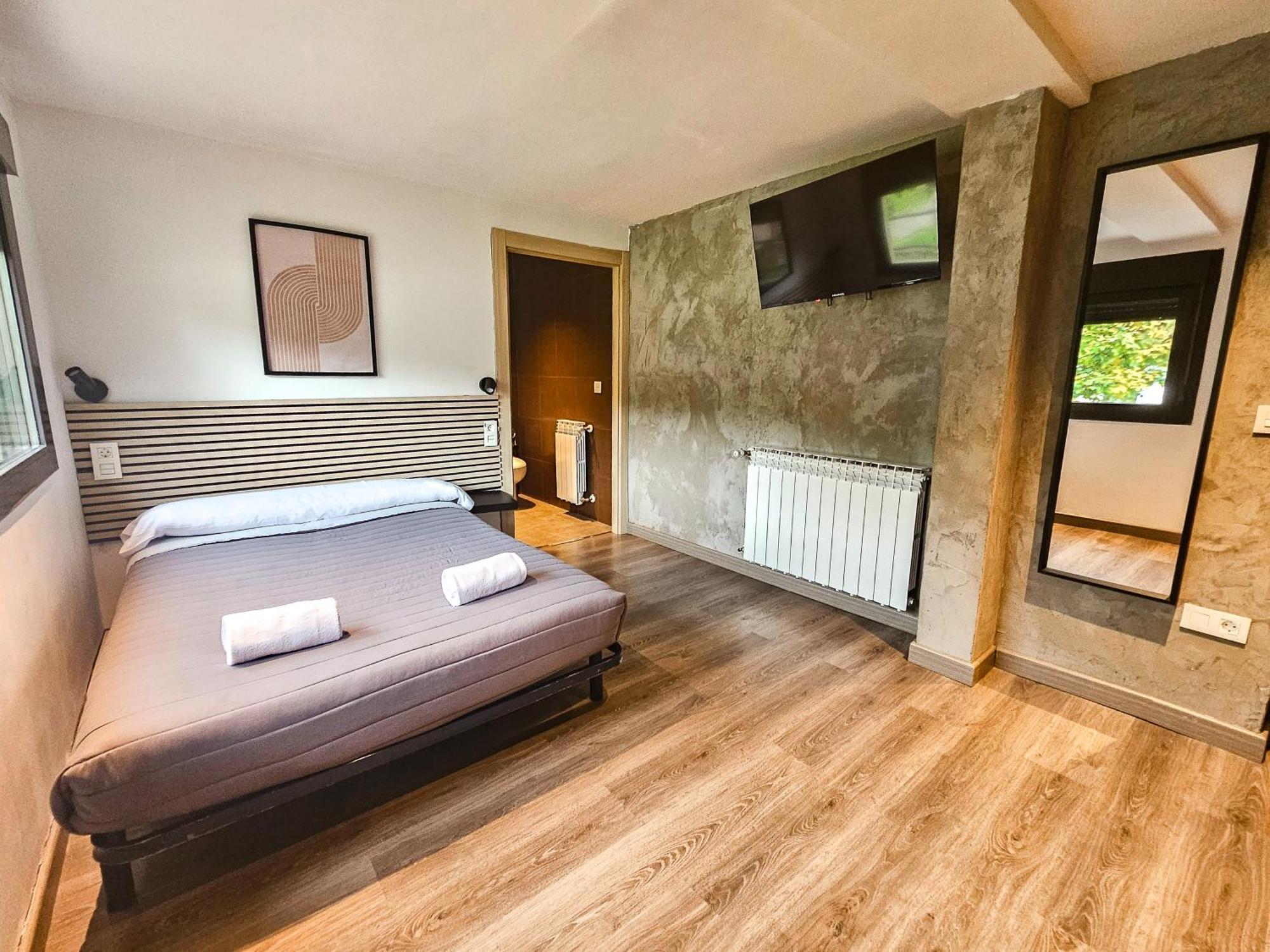 Solopuent Hotel Rural Castiello de Jaca Kültér fotó